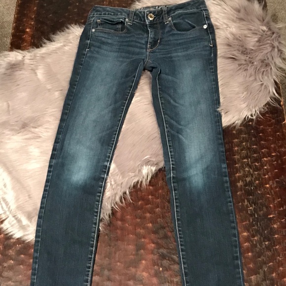 Sold! AEO Skinny Jeans- Size 2 Long- Final Price - Picture 1 of 8